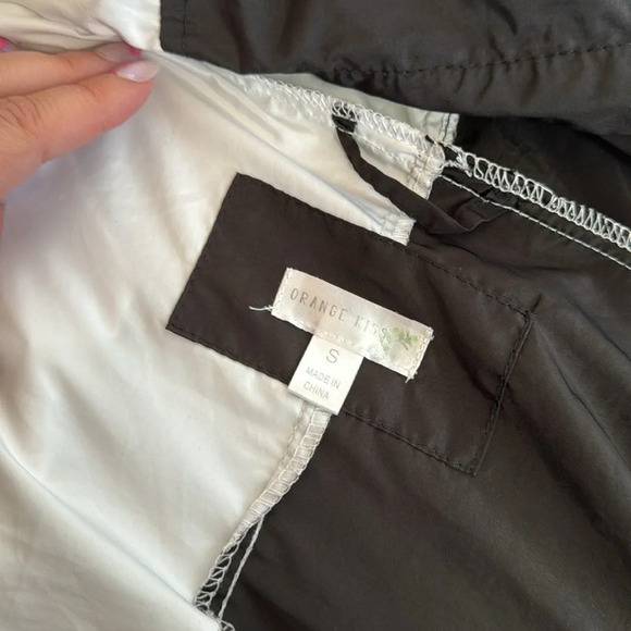 Orange Kiss Black and White Windbreaker Hooded Zip Up Smiley Face Size Small - Picture 6 of 7